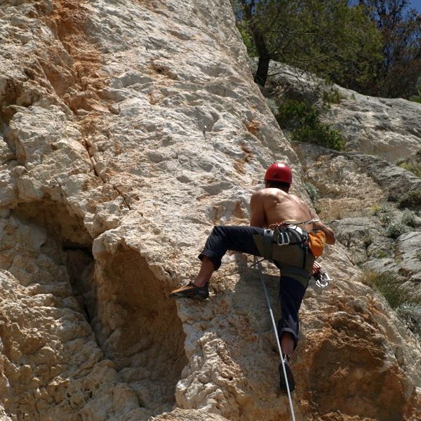 Rock climbing Split